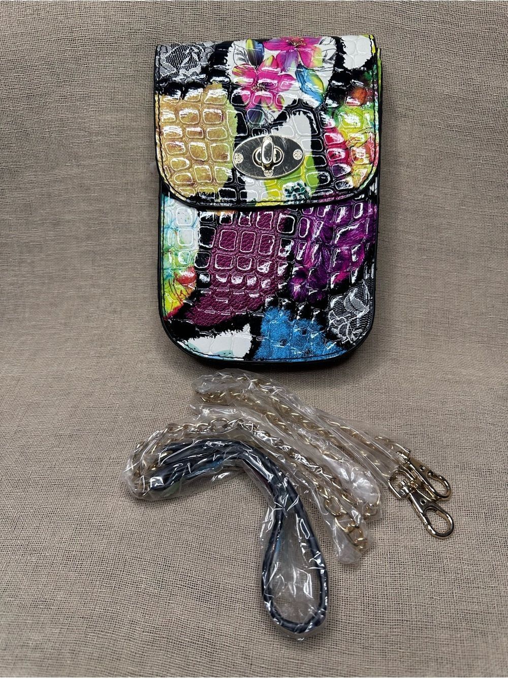 Multicolor Croc-Style Crossbody Mini Bag with Chain Strap